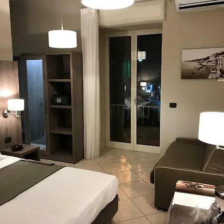 Com'era 4*