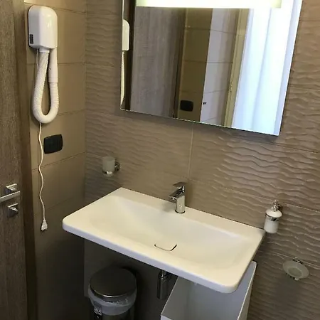 Com'era 4*