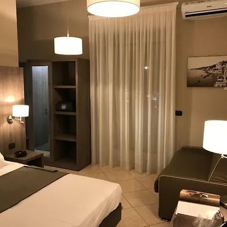 Oda ve Kahvaltı Com'era