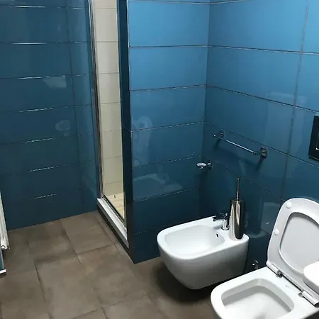 Oda ve Kahvaltı Com'era 4*