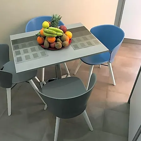 לינה וארוחת בוקר Com'era נאפולי