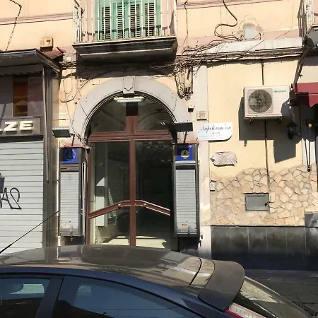 Couette-café Com'era Naples