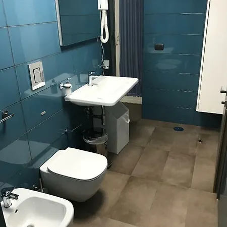 Com'era فندق مبيت وإفطار